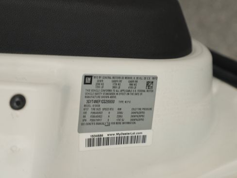 Used 2012 Cadillac Escalade EXT Premium image 17