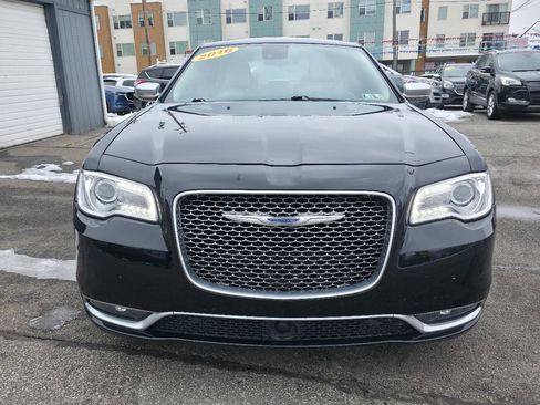 Used 2016 Chrysler 300 C Platinum w/ Safetytec Plus Group image 2