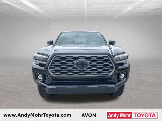 Used 2023 Toyota Tacoma TRD Off-Road w/ TRD Premium Off Road Package AWD/4WD image 3