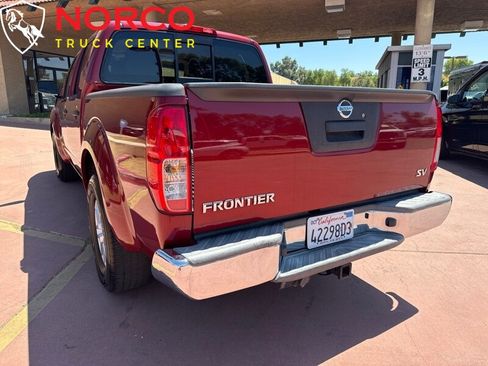 Used 2017 Nissan Frontier SV image 9
