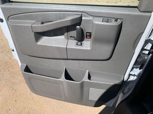 New 2026 Chevrolet Express 2500 w/ Driver Convenience Package image 20