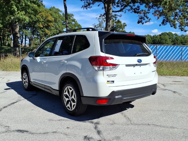 Used 2024 Subaru Forester Premium AWD/4WD image 3