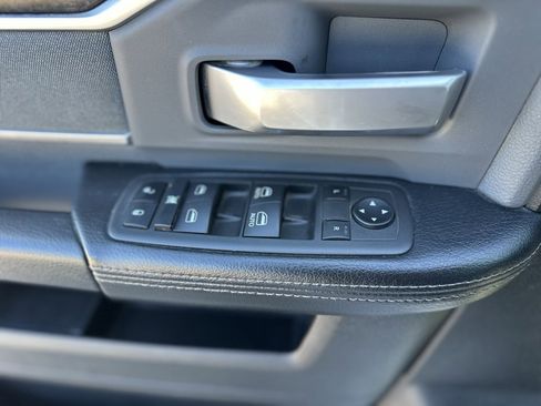 Used 2022 RAM 2500 Big Horn image 33