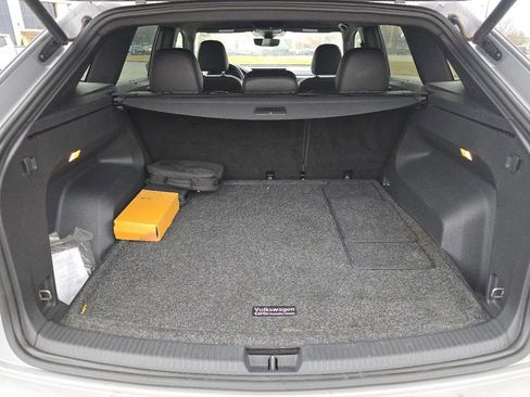 Used 2021 Volkswagen Atlas Cross Sport SEL Premium R-Line image 19