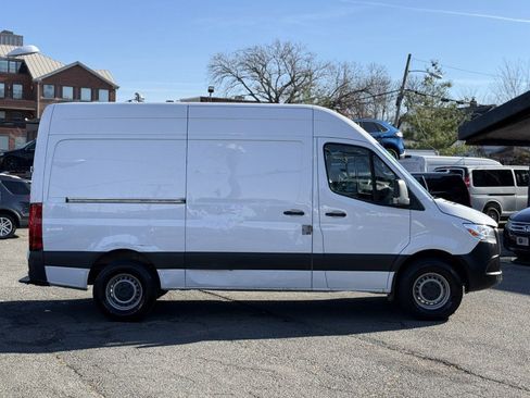 Used 2020 Mercedes-Benz Sprinter 2500 image 5