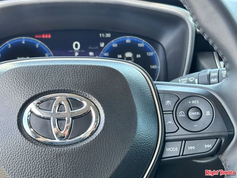 Certified 2026 Toyota Corolla Cross XLE w/ Convenience Package FWD image 22