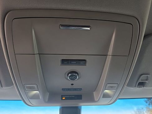 Used 2017 GMC Yukon SLE w/ HD Trailering Package image 38