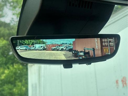 New 2025 Chevrolet Suburban Premier image 44