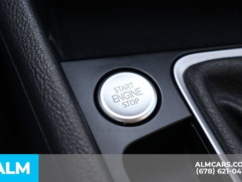 Used 2024 Volkswagen Jetta SE FWD image 34