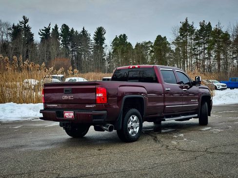 Used 2017 GMC Sierra 3500 Denali w/ Duramax Plus Package image 3