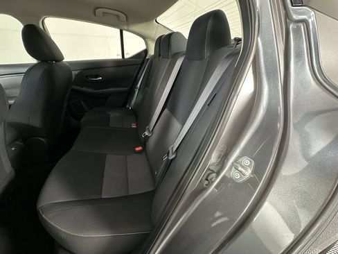 Used 2023 Nissan Sentra SV FWD image 23