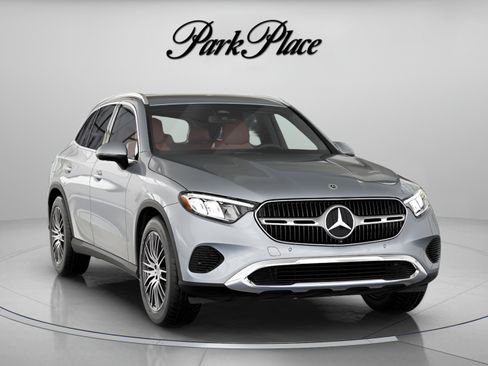 Certified 2026 Mercedes-Benz GLC 300 image 32