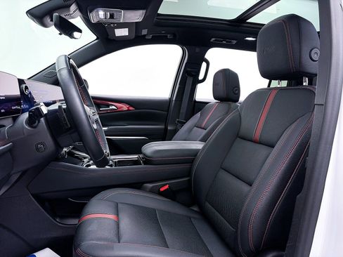 Used 2024 Chevrolet Traverse RS w/ LPO, Floor Liner Package AWD/4WD image 21