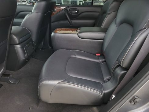 Used 2019 INFINITI QX80 Luxe w/ Proassist Package image 8