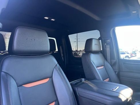 Used 2025 GMC Sierra 2500 AT4 AWD/4WD image 32