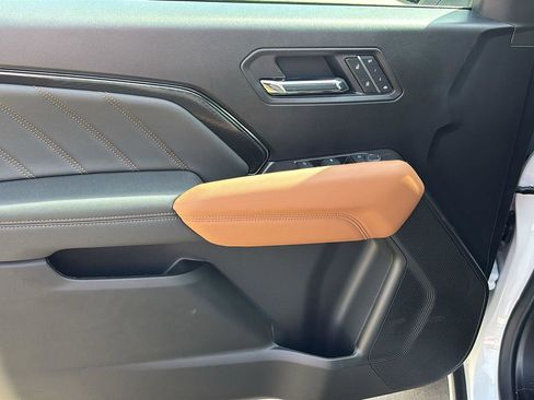 New 2026 GMC Canyon AT4 w/ Technology Plus Package image 15