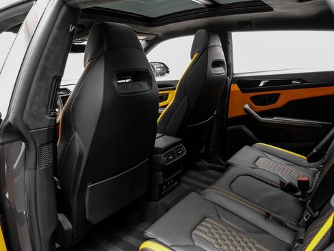 Used 2024 Lamborghini Urus S AWD/4WD image 46