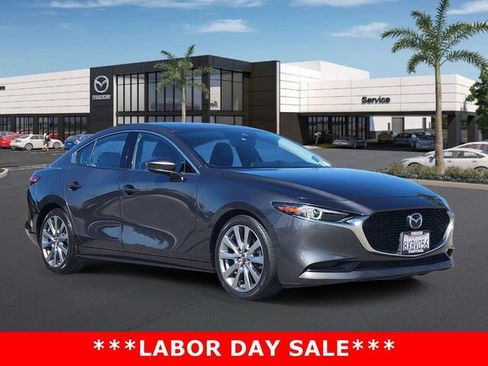 Used 2021 MAZDA MAZDA3 s AWD/4WD image 1