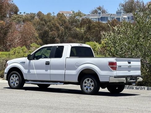 Used 2011 Ford F150 XLT w/ XLT Chrome Pkg RWD image 4