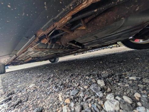 Used 2005 Ford Taurus SE FWD image 13