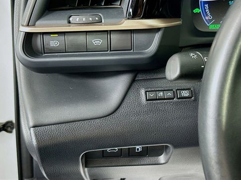 Used 2024 Toyota Crown XLE image 13