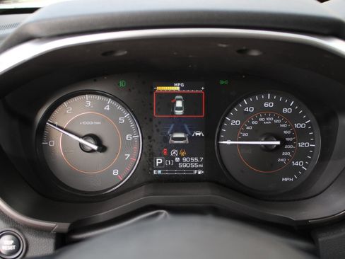 Used 2020 Subaru Crosstrek 2.0i Premium image 11