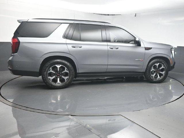 Used 2025 GMC Yukon AT4 Ultimate w/ LPO, Floor Liner Package AWD/4WD image 8