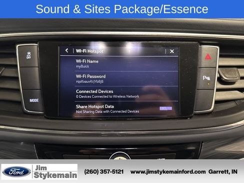 Used 2020 Buick Enclave Essence w/ Sound and Sites Package FWD image 24