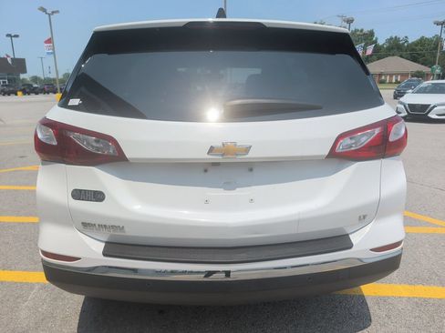 Used 2021 Chevrolet Equinox LT FWD image 6