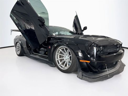 Used 2023 Dodge Challenger R/T Scat Pack RWD image 12