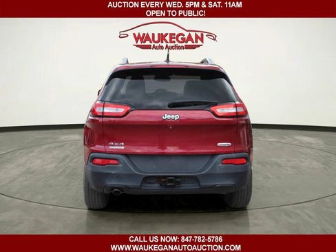 Used 2014 Jeep Cherokee Latitude w/ Comfort/Convenience Group AWD/4WD image 4