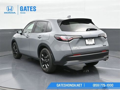 Certified 2025 Honda HR-V Sport image 8