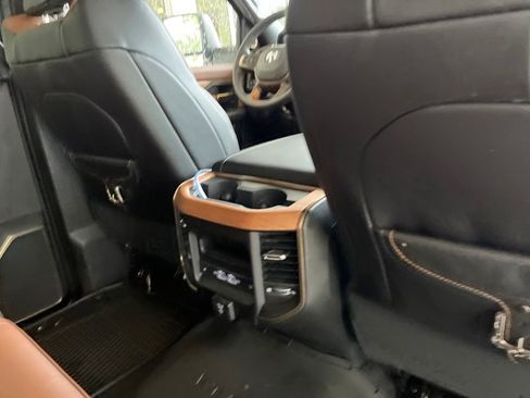 New 2023 RAM 3500 Limited image 26