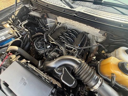 Used 2011 Ford F150 XLT image 72