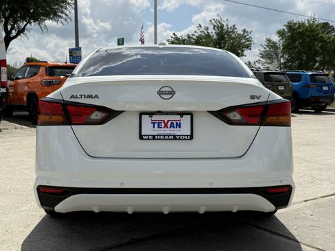 Used 2023 Nissan Altima 2.5 SV image 6