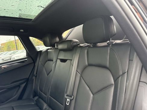 Used 2023 Porsche Macan Turbo AWD/4WD image 17