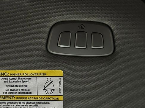 Used 2019 Ford F150 Lariat w/ Equipment Group 502A Luxury AWD/4WD image 98