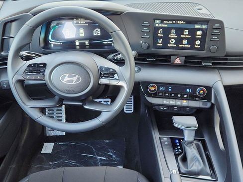 New 2026 Hyundai Elantra Sport image 23