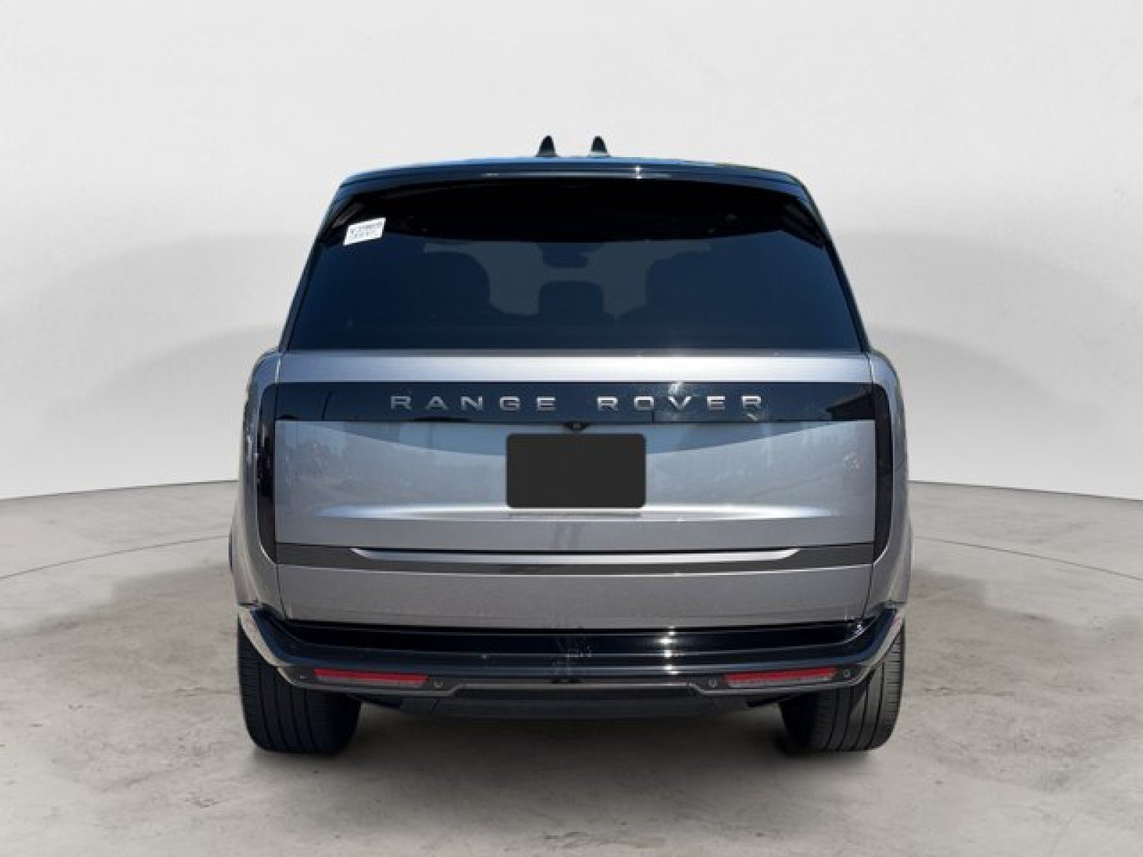 Certified 2025 Land Rover Range Rover SE AWD/4WD image 5