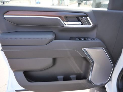 New 2026 GMC Sierra 3500 Denali w/ Denali Reserve Package image 33