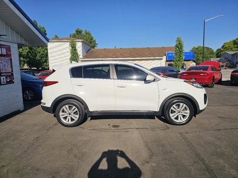 Used 2018 Kia Sportage LX AWD/4WD image 13