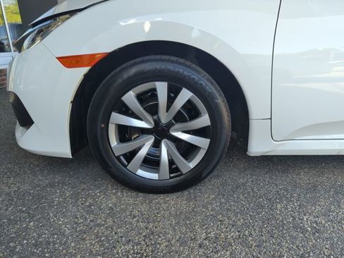 Used 2017 Honda Civic LX image 29