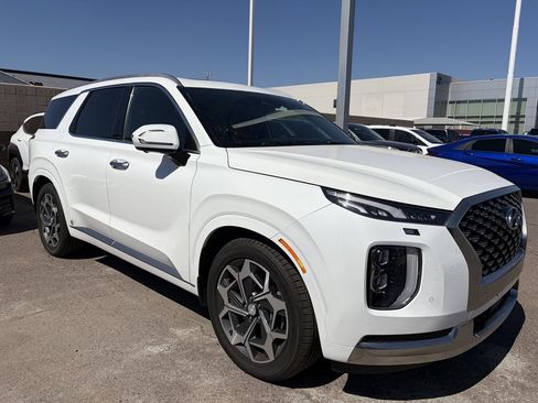 Used 2022 Hyundai Palisade Calligraphy AWD/4WD image 2