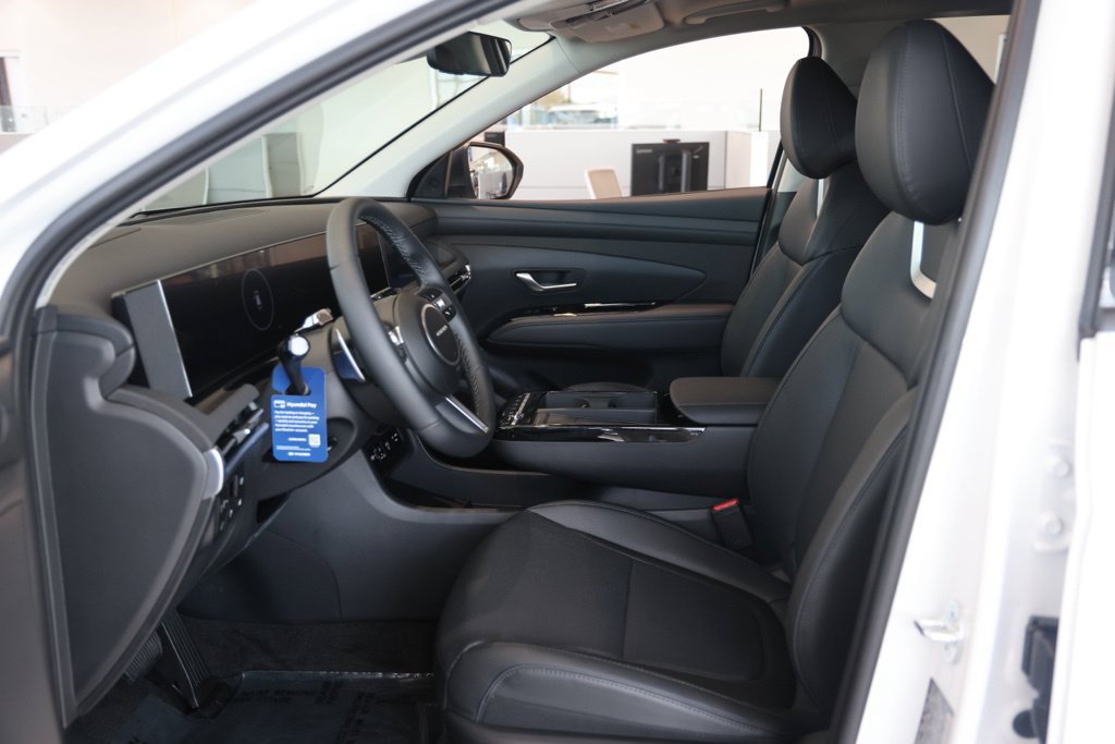 New 2026 Hyundai Tucson Limited AWD/4WD image 15