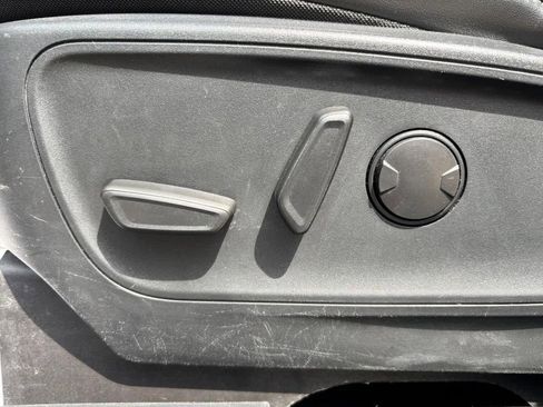 Used 2024 Ford Escape Platinum AWD/4WD image 23