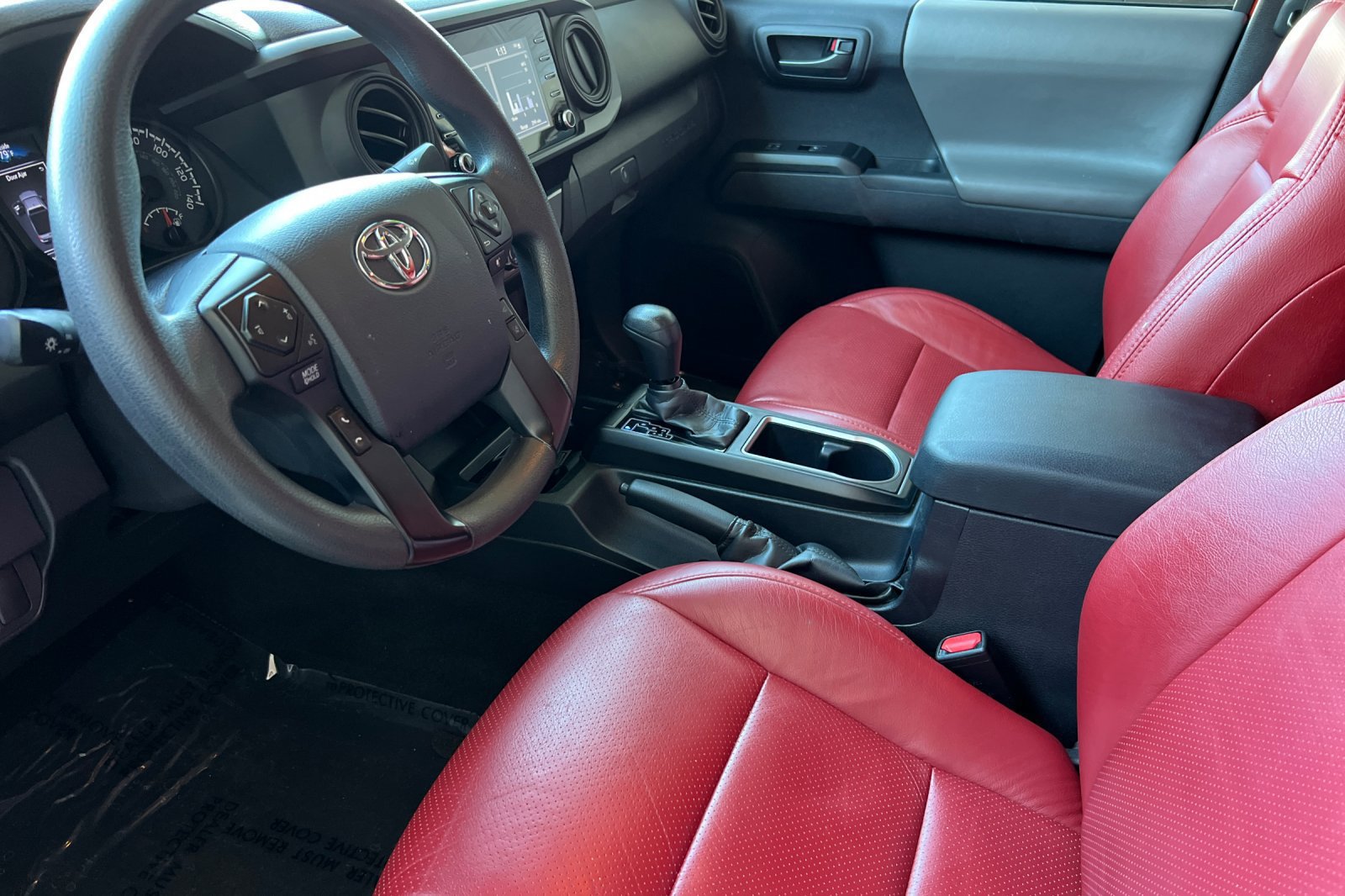 Used 2020 Toyota Tacoma SR w/ SX Package RWD image 13