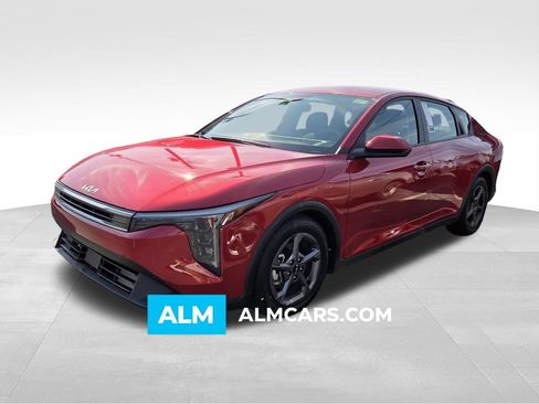 Used 2025 Kia K4 FWD image 1
