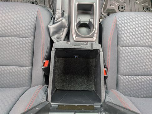 Used 2023 Toyota Tacoma SR5 AWD/4WD image 32