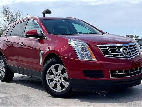 Used 2016 Cadillac SRX Luxury FWD image 2