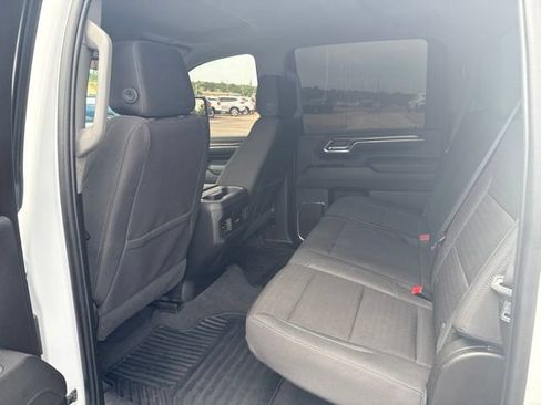 Certified 2024 Chevrolet Silverado 3500 LT w/ Convenience Package AWD/4WD image 17